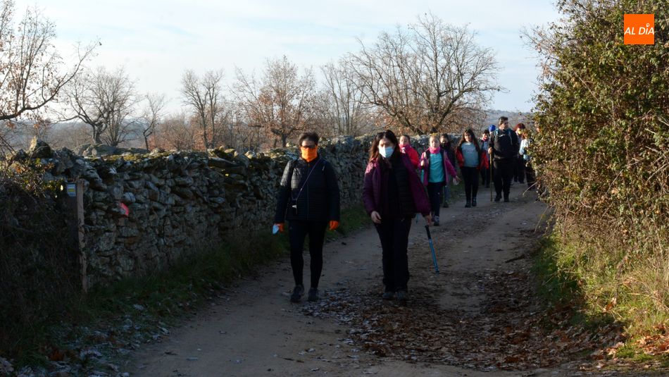 Foto 4 - El Club Abadengo camina en solidaridad con el Banco de Alimentos de Salamanca