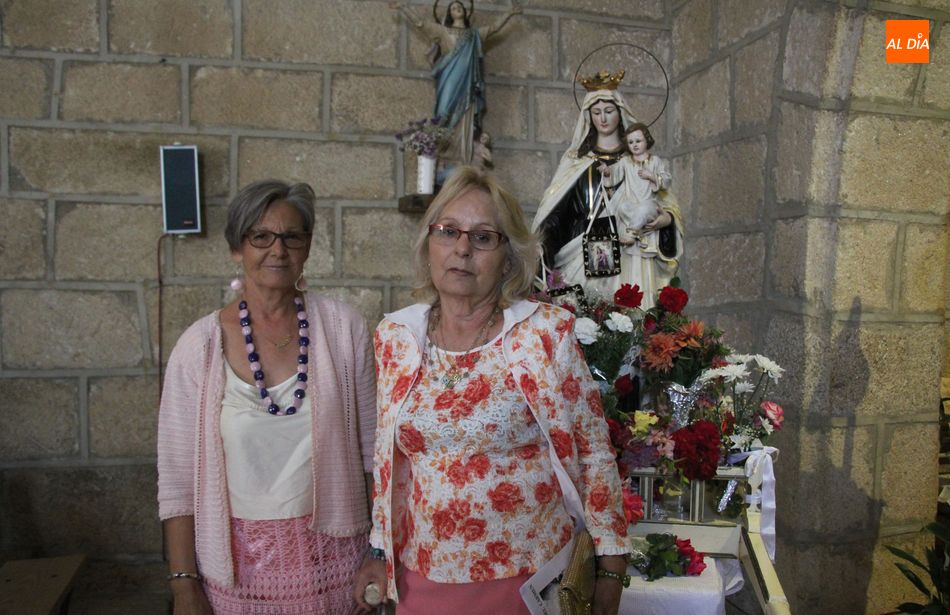 Foto 3 - Trabanca rinde homenaje a la Virgen del Carmen con una ofrenda floral  