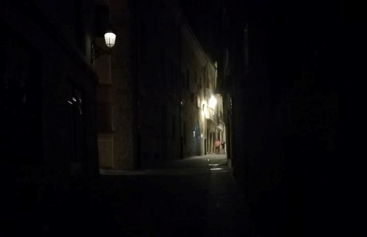 Foto 3 - Denuncian la falta de luz en parte de la calle Colada desde hace varios días  