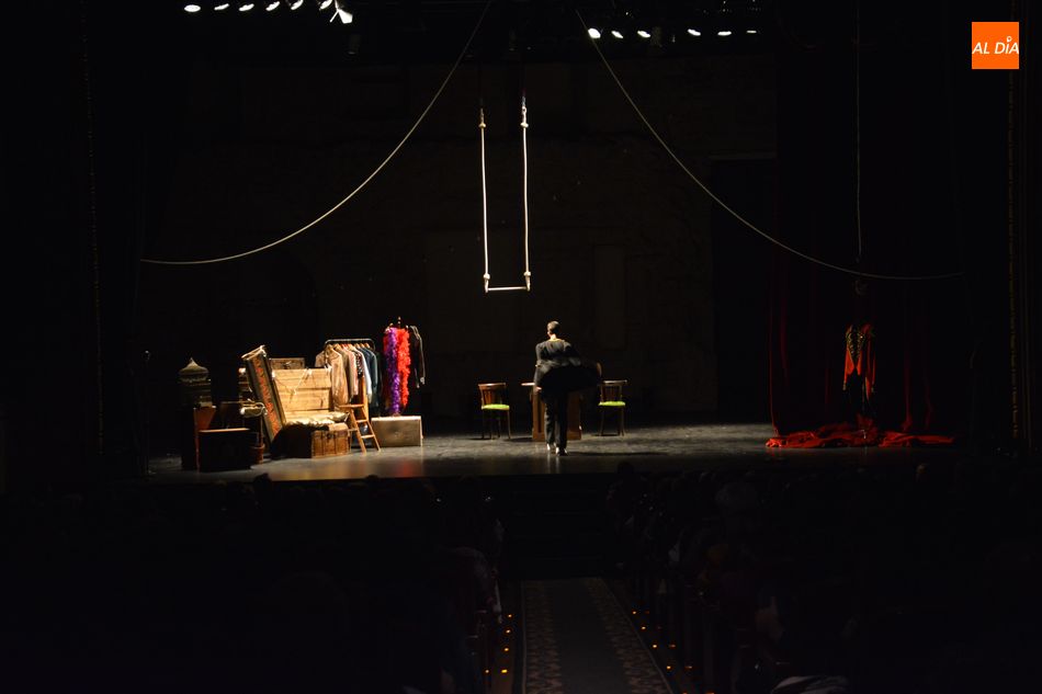 Escena de una obra representada por la compañía Teatro de Poniente / Archivo