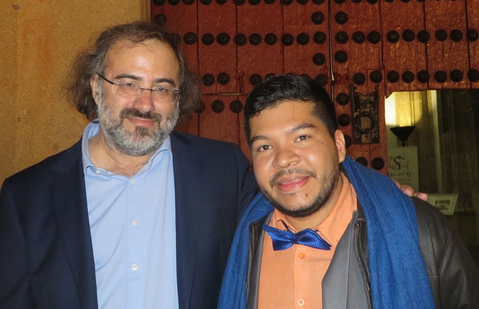 	A. P. Alencart y el panameño Javier Alvarado en el Colegio Fonseca de la Usal (foto de J. Alencar)