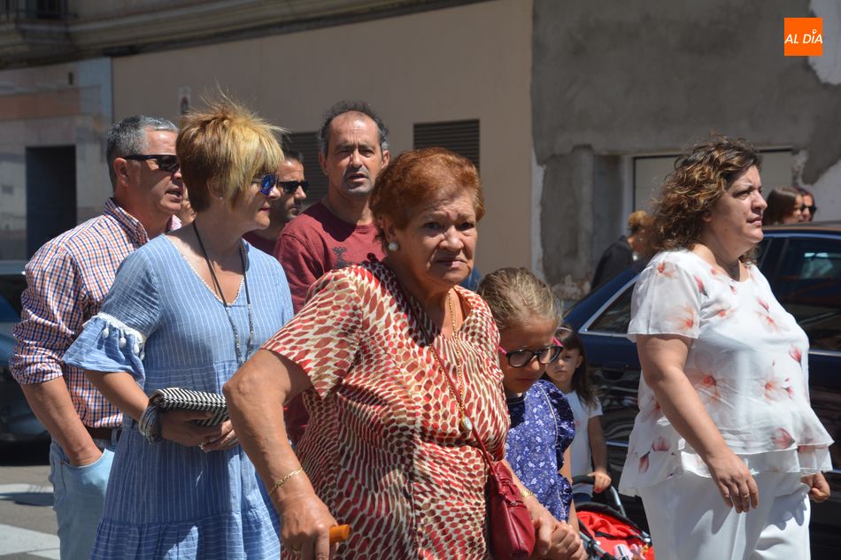 Foto 6 - Santa Marta de Tormes rinde honores a su patrona con una concurrida procesión