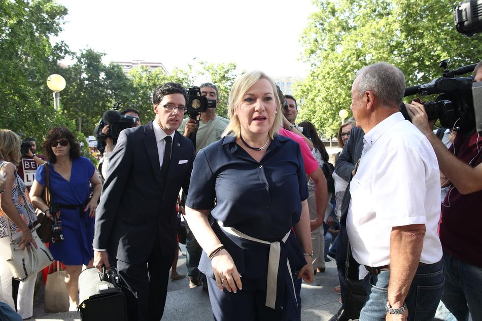 Foto 1 - La mujer que llevó a juicio el primer caso de bebés robados en España encuentra a su familia...