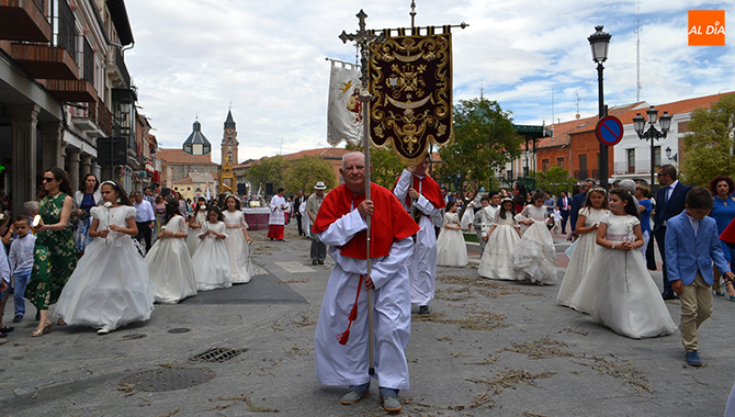 La procesión del Domingo de Corpus vino marcada por el ambiente y la buena temperatura