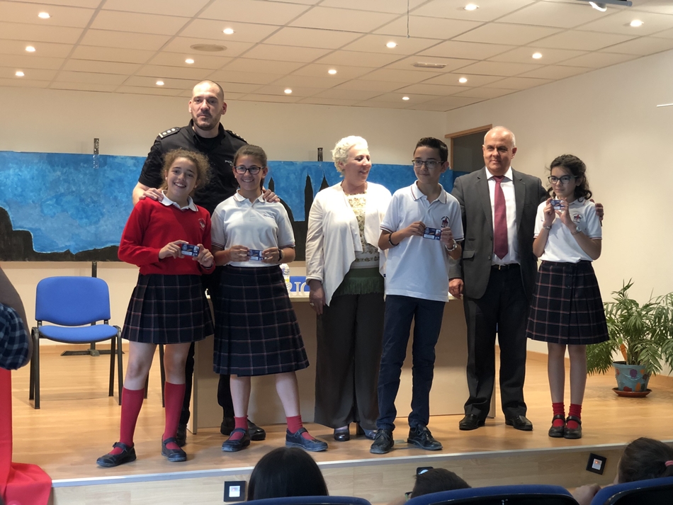 Acto en el Colegio Padres Trinitarios del programa Ciberexpertos.