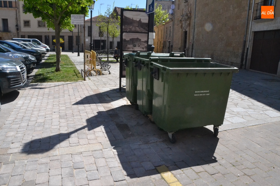 Foto 2 - En marcha una nueva tanda de retirada de contenedores soterrados del centro histórico mirobrigense
