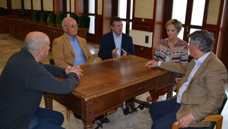 Reunión de representantes de los Ayuntamientos de Miranda del Castañar y Béjar
