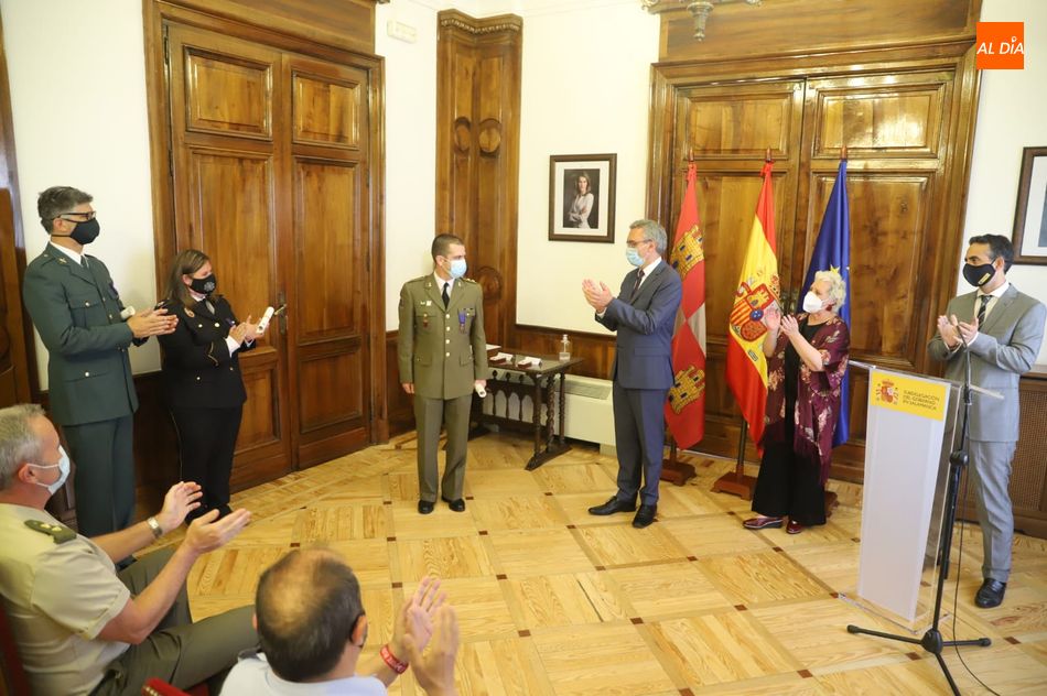 Foto 3 - Medallas al Mérito de Protección Civil para José Javier de Jesús, Juan María Hurtado y la...