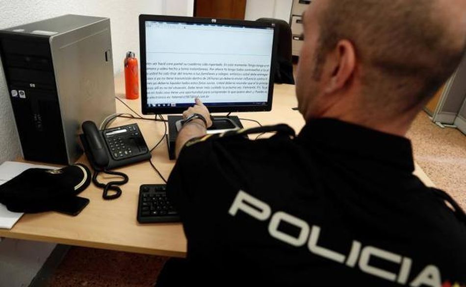 La Policía Nacional cuenta con agentes especializados en el rastreo de operaciones por internet