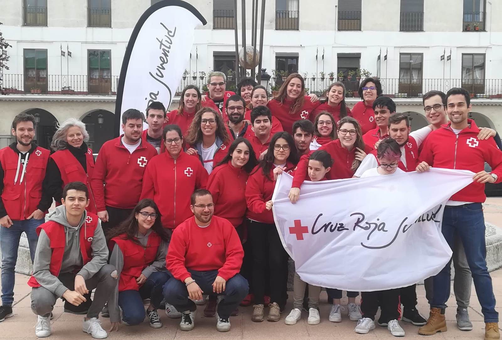 Foto 2 - Miembros de Cruz Roja Juventud participan en un encuentro formativo provincial  