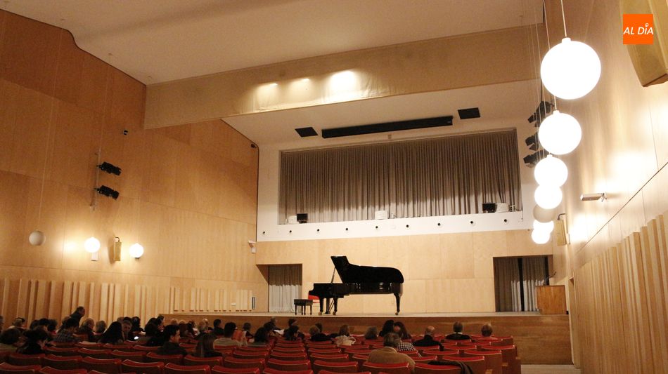 Foto 2 - El pianista Óscar Martín ofrece un magnífico concierto en el ciclo ‘Beethoven actual’  