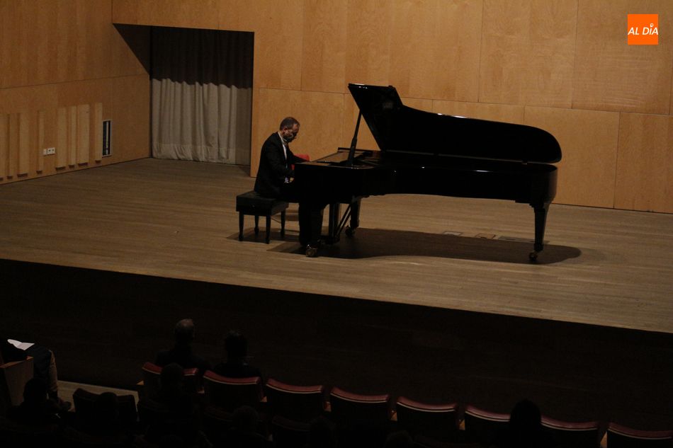 Foto 5 - El pianista Óscar Martín ofrece un magnífico concierto en el ciclo ‘Beethoven actual’  