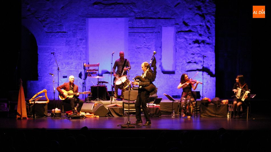 Actuación de Carlos Núñez en el Teatro Liceo. Foto: Elena López