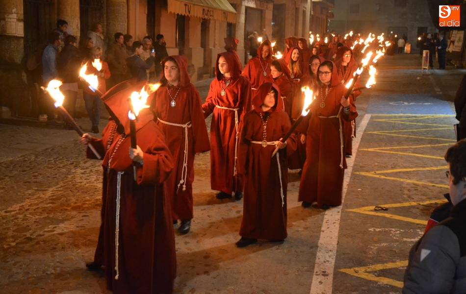 Foto 1 - La procesión de las Cinco Llagas de Cristo repite en el programa de la Semana Santa Mirobrigense  