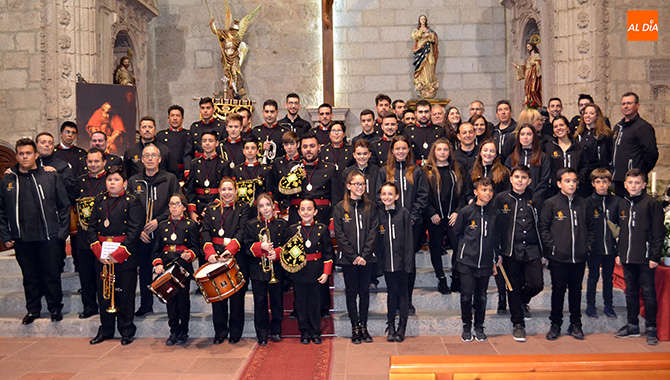 La Escuela de Dulzaina de Macotera y la Banda de Cornetas y Tambores de Peñaranda protagonizaban el I Certamen Solidario de Bandas en favor de Caritas