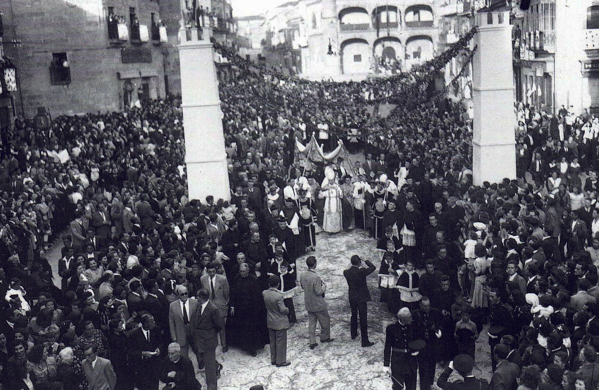 Llegada de Yurramendi a Ciudad Rodrigo en 1946 | Foto Pazos