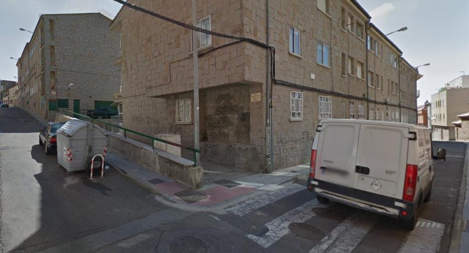 Los agentes acudieron a la confluencia de la calle Ruiz Zorrilla con Obispo Alcolea, en el barrio de Pizarrales. Foto Google Maps