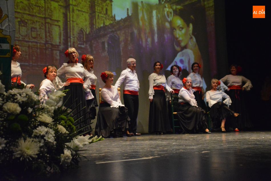 Foto 2 - La Casa de Andalucía en Salamanca celebra por todo lo alto su quinta gala