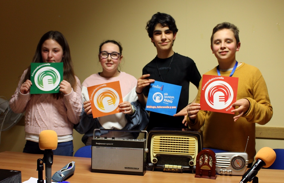 Foto 3 - Radio i y El Puente Radio celebran el Día Mundial de la Radio  