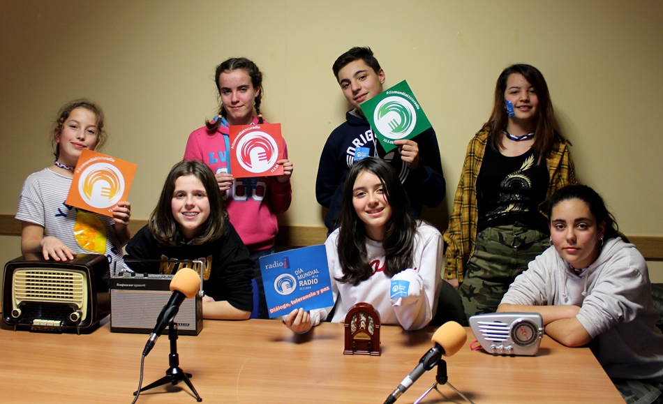 Foto 4 - Radio i y El Puente Radio celebran el Día Mundial de la Radio  