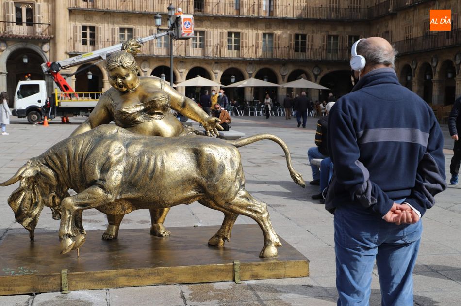 Foto 3 - Las esculturas del artista chino Xu Hongfei vuelven a adornar Salamanca