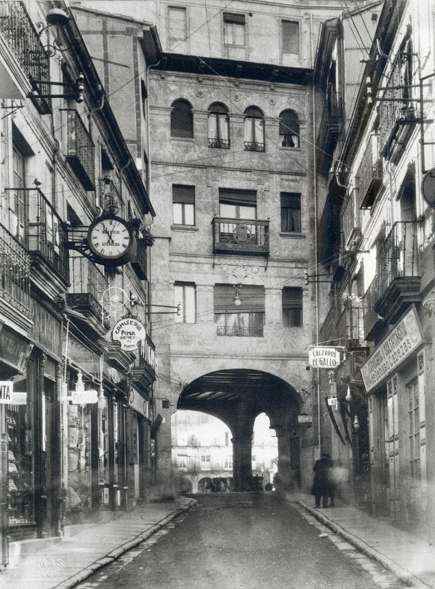 Foto 5 - La calle Toro, que antes fue la de los Herreros, el Doctor Riesco y el Generalísimo Franco