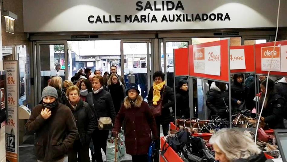 El Corte Inglés de Salamanca inicia las rebajas de con 30.000 visitantes - SALAMANCArtv AL DÍA - Noticias de Salamanca
