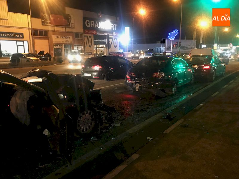 Varios coches involucrados en un accidente en el pol&iacute;gono Los Villares