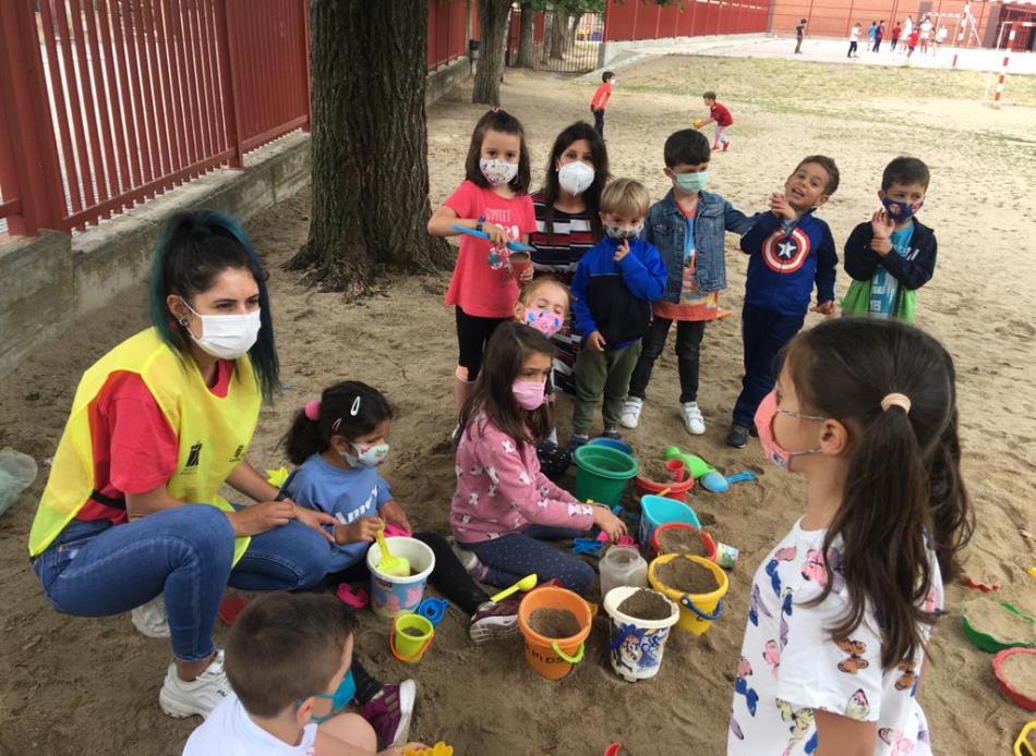 Foto 2 - Vanesa Muriel visita Conciliamos, que reúne a un total de 51 niños  