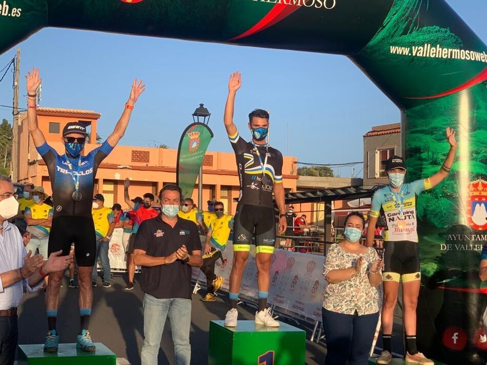 Foto 3 - Fin de semana de triunfos para la Escuela de Ciclismo Salmantina y el Globalia Salamanca