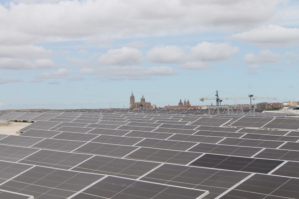 La energía que producen estos paneles podría aprovisionar a 285 hogares al año