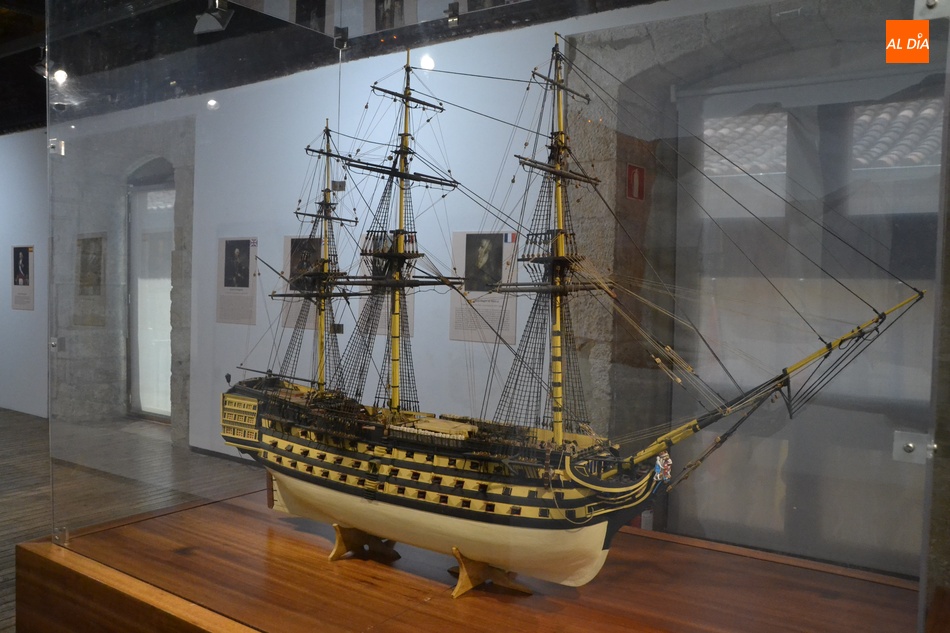 Foto 4 - Cinco navíos de notables dimensiones arriban a Los Águila para evocar la Batalla de Trafalgar  