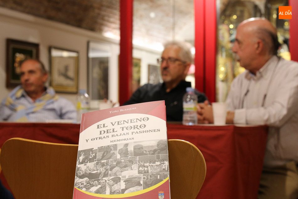 Toño Blázquez ya presentó su libro en el Museo Taurino de Salamanca. Foto: Alberto Martín