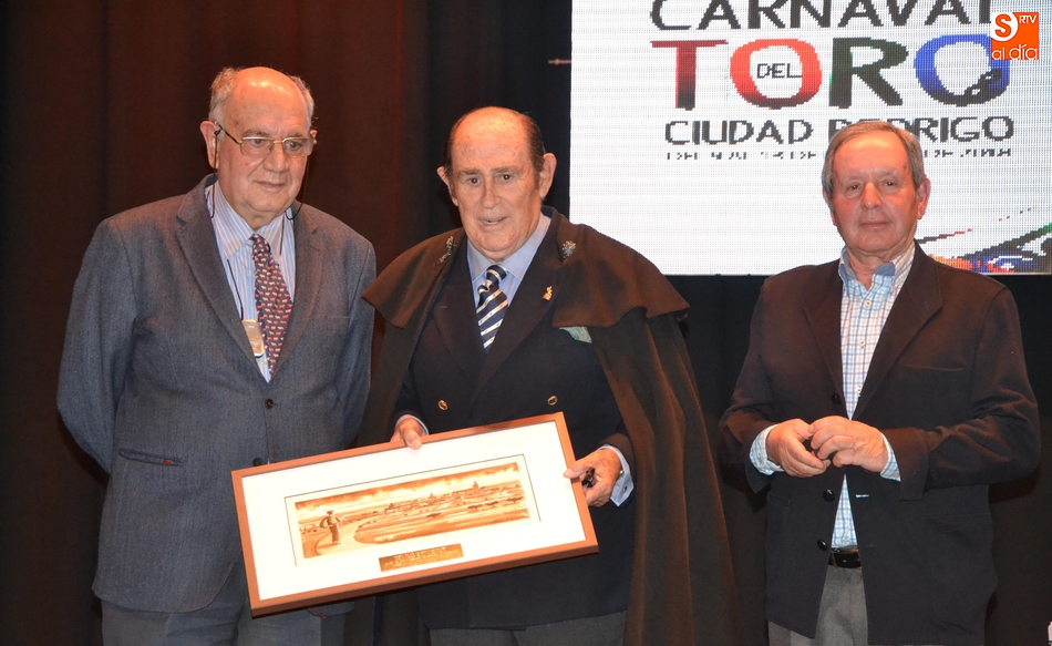 Juan Carlos Martín Aparicio junto al patriarca del Bolsín, Miguel Cid, y el presidente, Sito Sevillano