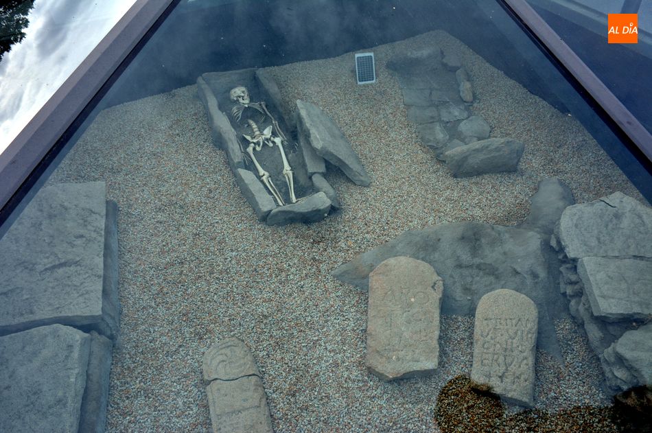 Foto 6 - Las tumbas antropomorfas excavadas en piedra: un legado de las culturas funerarias del pasado