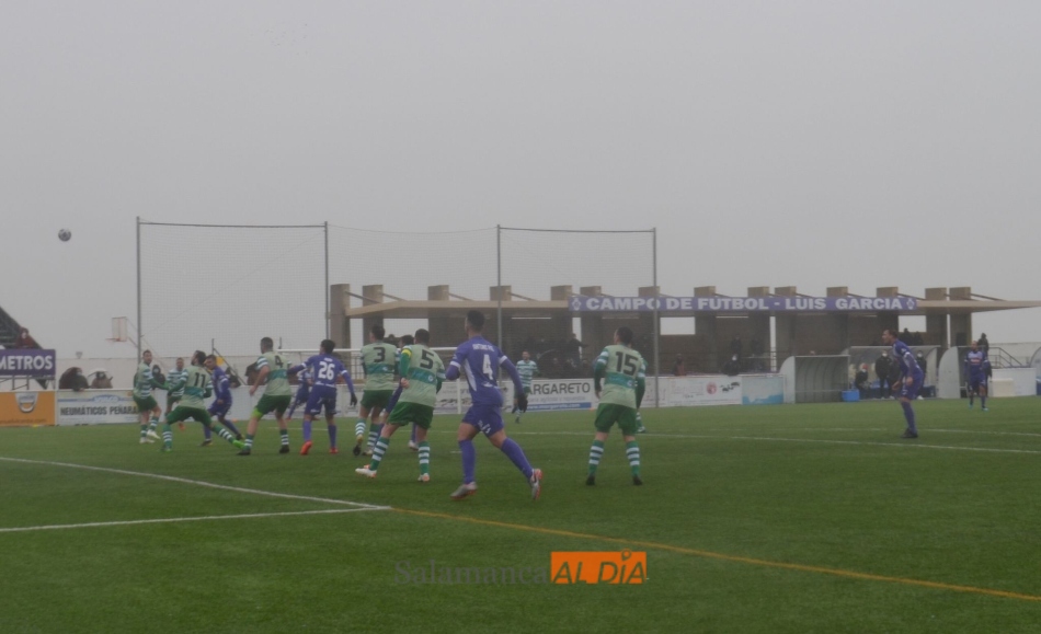 Foto 3 - El filial del Salamanca UDS suma un buen punto en Las Pistas con el potente Astorga (0-0)