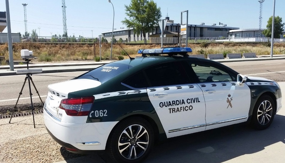 Foto 2 - Detenido por circular a 190 kilómetros por hora en la carretera de Vecinos a Linares