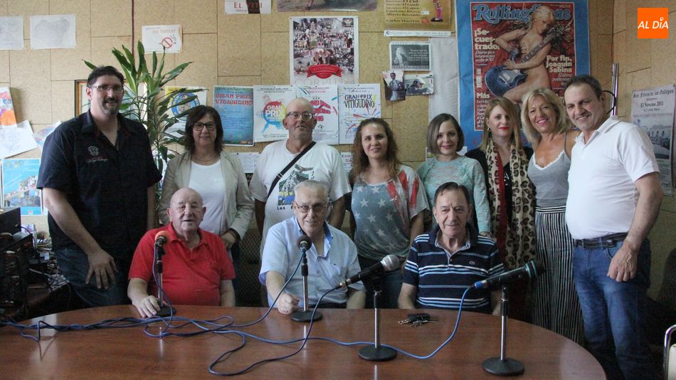 La emisora municipal de Vitigudino presentaba este viernes la programación de una nueva temporada / MARIBEL
