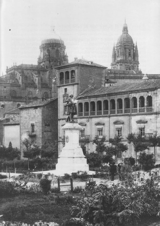 Foto 3 - La plaza de Colón y sus diversas denominaciones