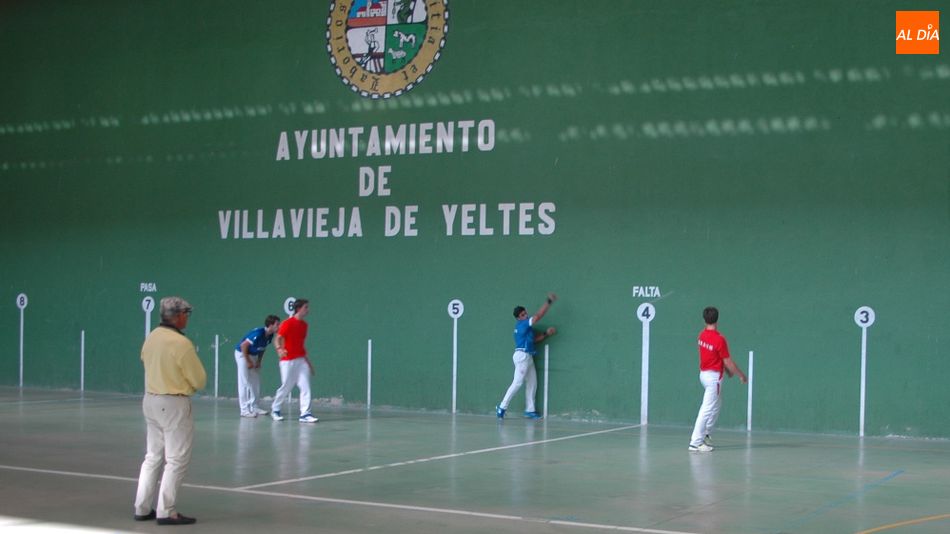 Tarde entretenida con dos partidos de pelota en Villavieja de Yeltes / SILVESTRE