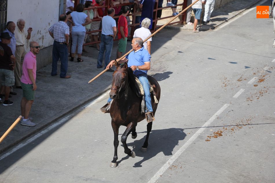 Bonito, rápido y sin incidentes el encierro a caballo en Villavieja de Yeltes  