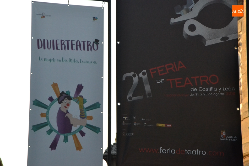 Foto 3 - La Plazuela del Buen Alcalde, en plena mutación para la Feria de Teatro  