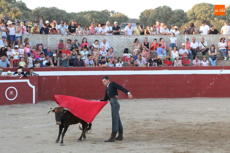 Foto 5 - Fiesta de Rollanejo, la ilusión de sentirse torero  