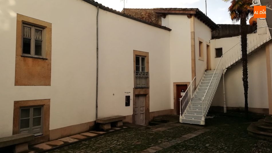 Foto 4 - El Ayuntamiento de Lumbrales promueve la reforma de ‘La Casa de los abuelos’