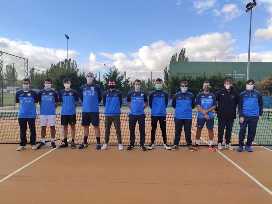 Integrantes del equipo masculino del Club de Tenis de Alba de Tormes