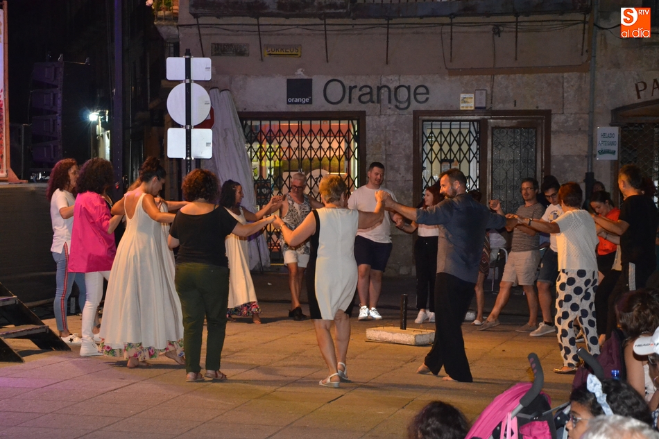 Foto 4 - Miróbriga estrecha lazos con Cataluña gracias a sus danzas tradicionales  
