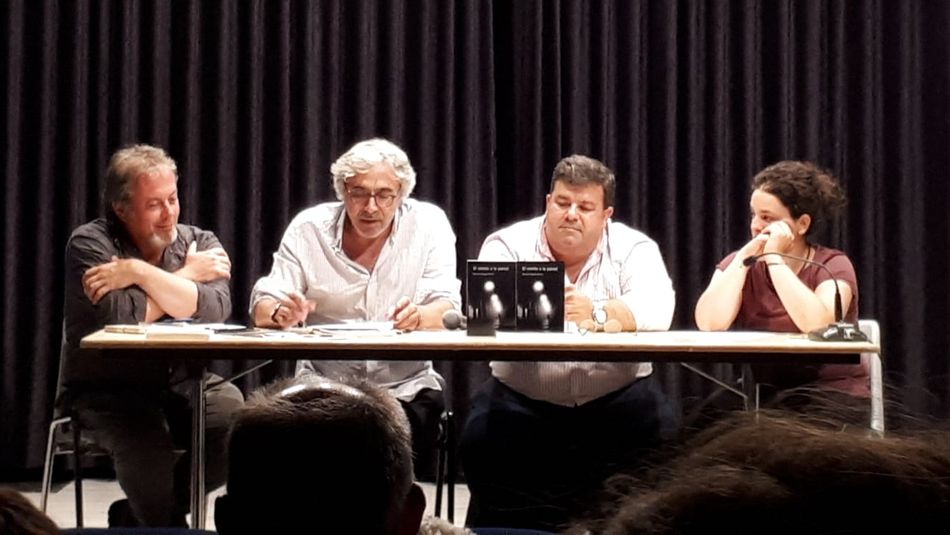 Raúl Vacas, Manuel Holgado, Francisco García y Sara Mateo en la presentación de la nueva novela ‘El viento a la pared’.