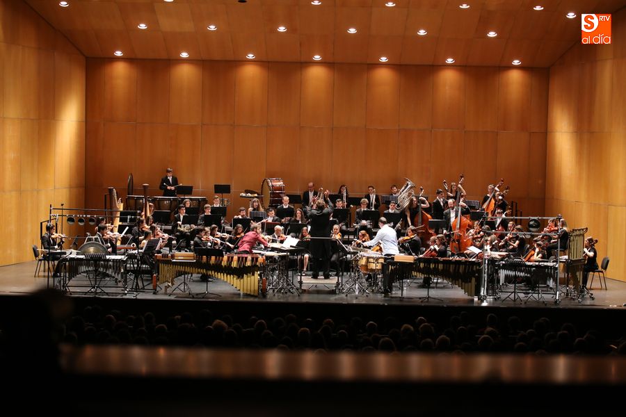 Foto 2 - Brillante actuación de la Joven Orquesta Sinfónica Ciudad de Salamanca en el CAEM  