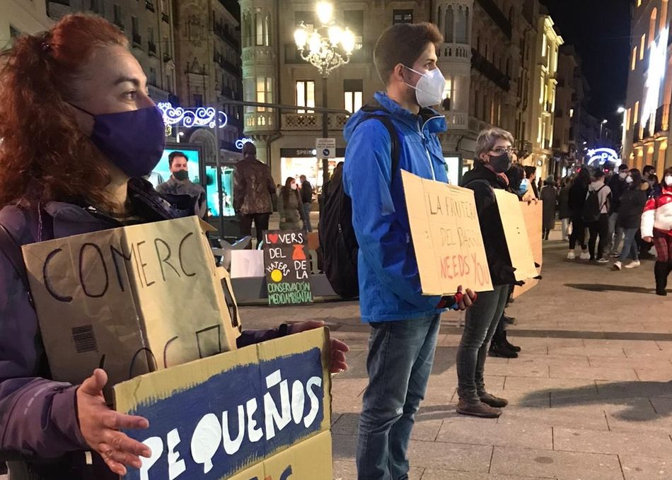 Protesta en defensa del comercio local en Salamanca - FFF Salamanca