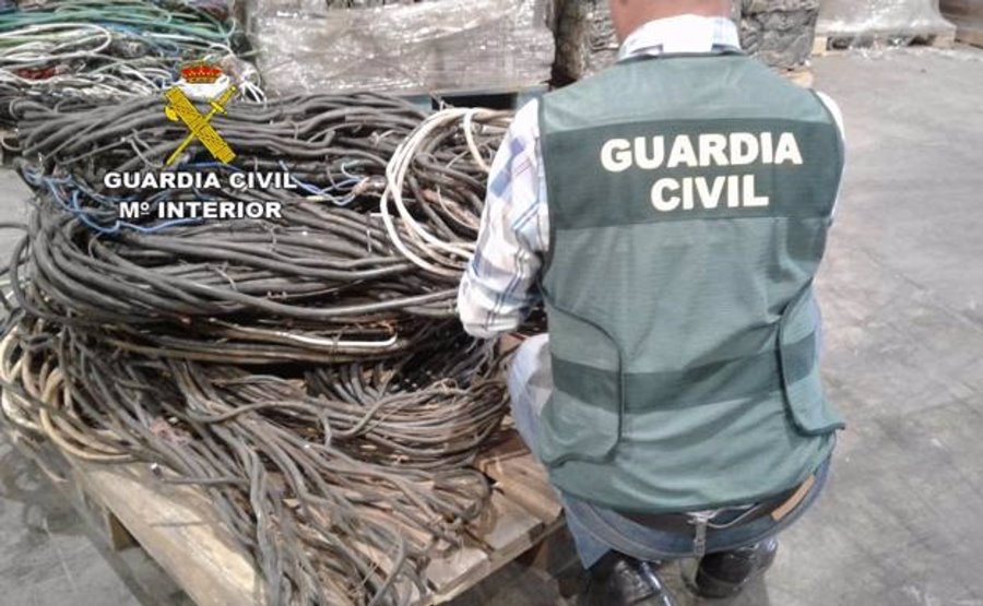 Cobre robado en explotaciones agrícolas de Machacón (Salamanca). Foto de la GUARDIA CIVIL
